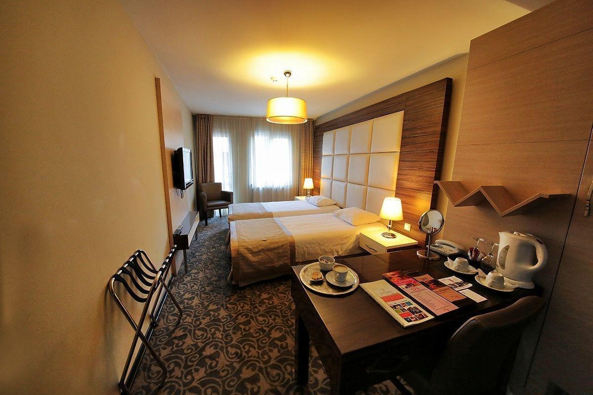 Derpa Hotel Стамбул Экстерьер фото