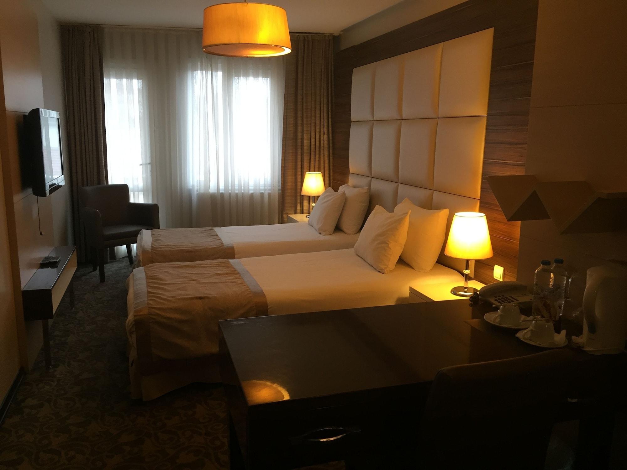 Derpa Hotel Стамбул Экстерьер фото